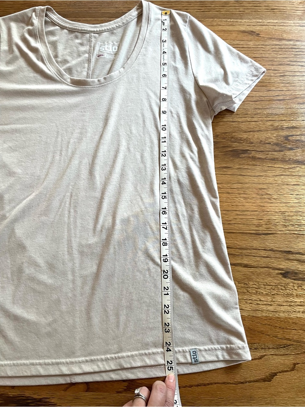 Stio Divide Scoop Neck Tee Womens Size Medium Short Sleeve Neutral Beige - Picture 6 of 7